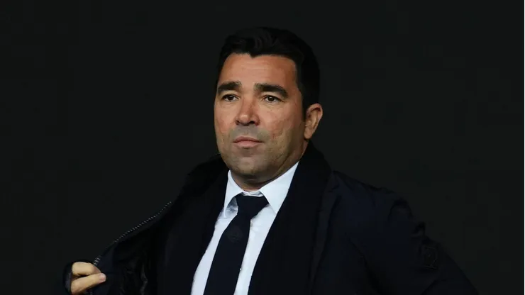 Deco, diretor do Barcelona, prioriza a renovação de Pedri para 2025.
