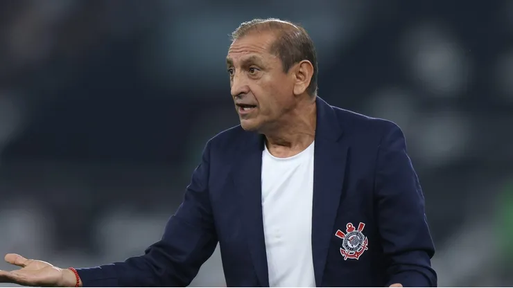Dois jogadores do Corinthians estão insatisfeitos com o trabalho de Ramón Díaz.