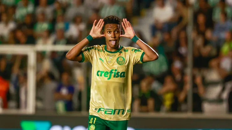 Gol do Estêvão contra o Juventude