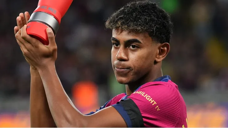 Barcelona quer contratar jovem atacante que joga no Flamengo apelidado de Lamine Yamal.