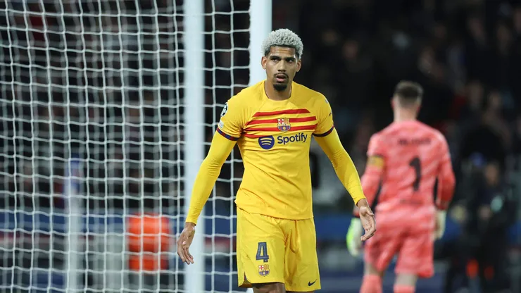 Barcelona quer defender Ronald Araújo. Foto: IMAGO / MAXPPP