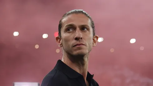 Flamengo encaminha primeira contratação de 2025 após pedido de Filipe Luís.