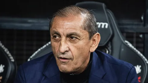 Alex Santana, do Corinthians, estará disponível contra o Flamengo.