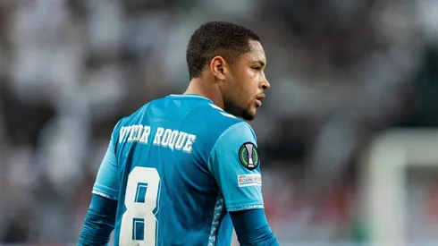 Vitor Roque pode ganhar companhia dos tempos de Barcelona