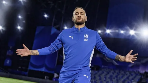 Neymar Jr. com a camisa do Al-Hilal