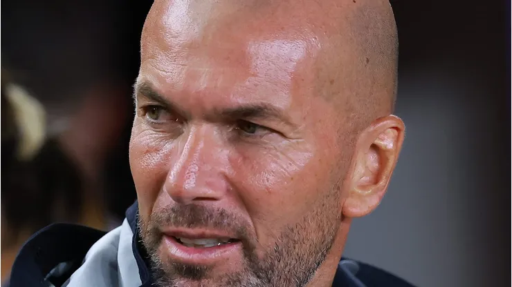 Ídolo do Real Madrid, Zidane dá sinal positivo para comandar gigante inglês (Photo by Hector Vivas/Getty Images)