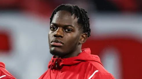 Castello Lukeba em pré-jogo do RB Leipzig