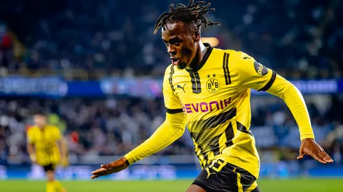 Bynoe-Gittens em partida pelo Borussia Dortmund