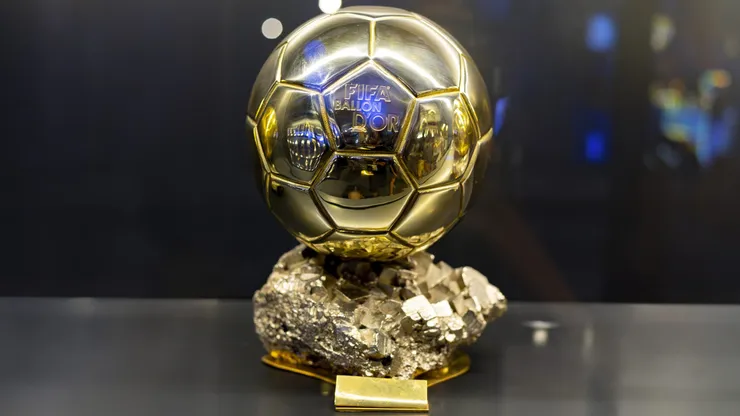 Ballon d'Or. - Bola de Ouro para o Melhor Jogador da Temporada. Foto: IMAGO / Pond5 Images