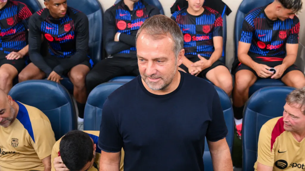 Hansi Flick prepara time para El Clásico. Foto: David Ramos/Getty Images