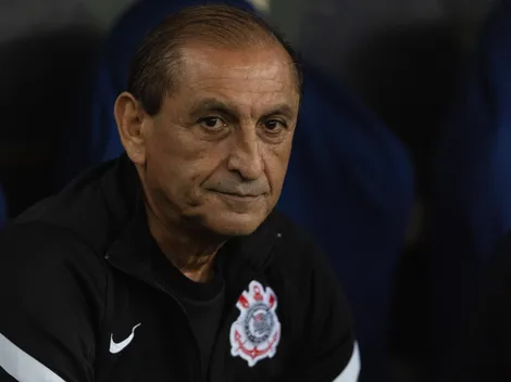 Neto pede foco do Corinthians para evitar queda no Brasileirão