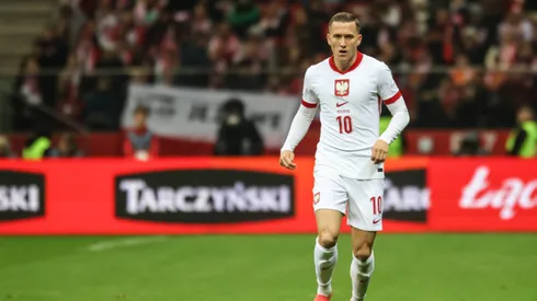 Piotr Zielinski em ação pela Seleção da Polônia (Foto: Imago / Newspix)