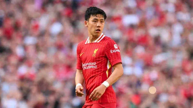Wataru Endo, jogador do Liverpool (Photo by Craig Thomas/Imago/News Images)