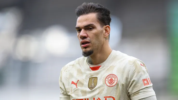 Goleiro Ederson do Manchester City