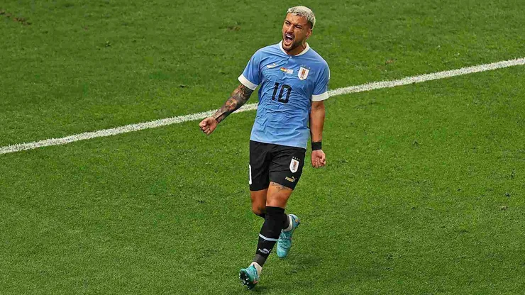 Arrascaeta tem bons números contra o Peru