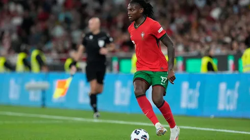 Rafael Leão em ação durante a partida entre Portugal e Escócia, no dia 08 de setembro de 2024. (Associated Press / Alamy Stock Photo)
