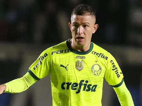 Boca Jrs demonstra interesse em contratar o volante Anibal Moreno