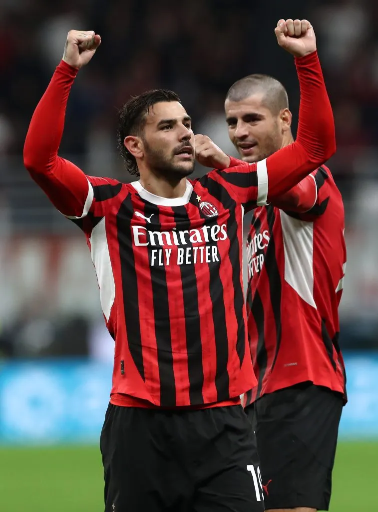 Theo Hernández, do Milan, não é mais alvo do Real Madrid –(Photo by Marco Luzzani/Getty Images)