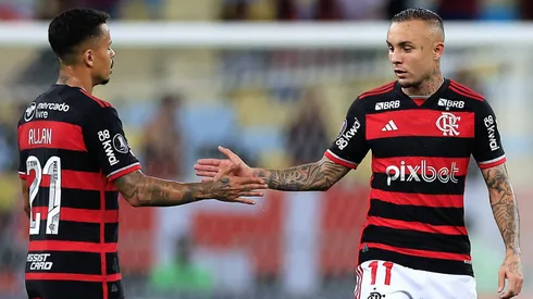 Jogador do Flamengo aceita jogar na Europa e pede a diretoria para ser liberado. (Photo by Buda Mendes/Getty Images)