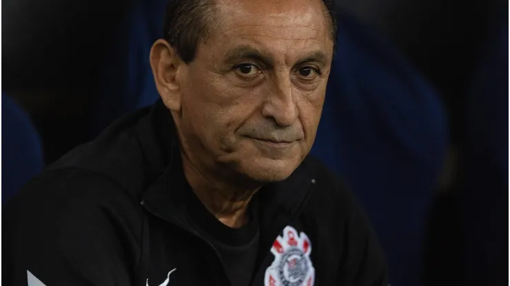 Corinthians pode ter o retorno de Félix Torres e José Martínez antes da Data Fifa; entenda.