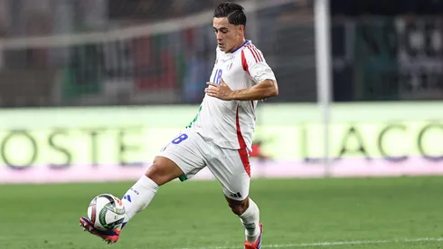 Raspadori em campo na partida entre Israel e Itália, no dia 09 de setembro de 2024, pela Liga das Nações. (Aflo Co. Ltd. / Alamy Stock Photo)