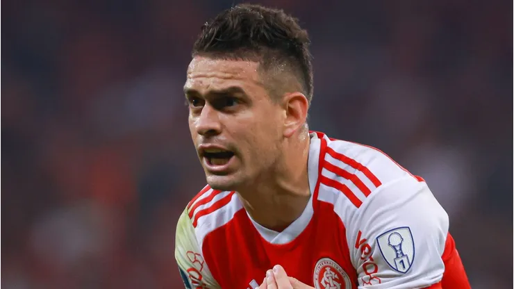 Internacional topa vender Borré para campeão da Libertadores por R$ 44 milhões. Foto: Maxi Franzoi/AGIF