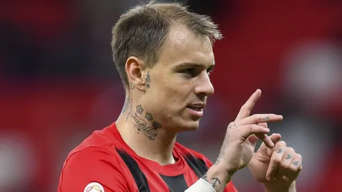 Gigante brasileiro quer atacante de peso e Roger Guedes, ex-Corinthians, se torna prioridade. Foto: IMAGO / NurPhoto