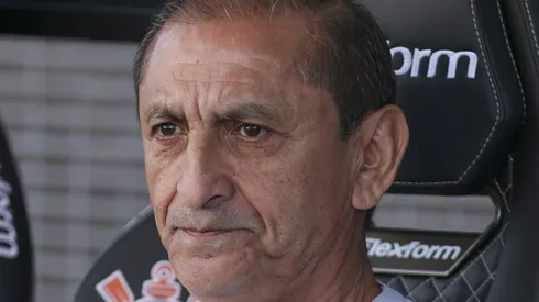 Técnico com passagem pelo Real Madrid é oferecido ao Corinthians para substituir Ramón Díaz (Photo by Ricardo Moreira/Getty Images)