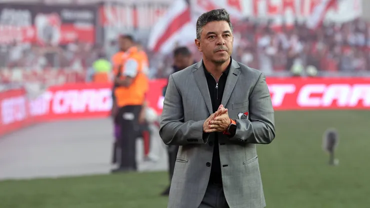 Tendência é que Marcelo Gallardo precise mexer na lateral-esquerda do River Plate. (Foto: ALEJANDRO PAGNI/IMAGO/PHOTOxPHOTO)
