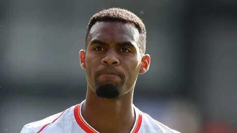 Enquanto o Liverpool já demonstrou interesse no Ederson, a falta de reforços permitiu que Ryan Gravenberch se destacasse no time. (Foto: IMAGO / Sportimage)