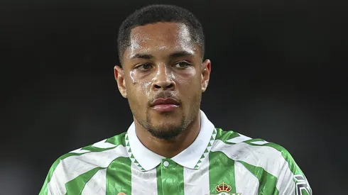 Fora do Barcelona, Vitor Roque volta a sofrer na Europa e retorno ao Brasil é sugerido. (Foto: Imago)