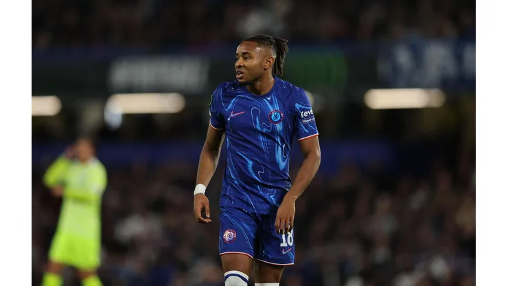 Nkunku em campo durante a partida entre Chelsea e Gent, pela Conference League, no dia 03 de outubro de 2024. (Action Plus Sports Images / Alamy Stock Photo)