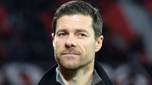 Xabi Alonso pode deixar o Real Madrid de lado para comandar gigante inglês (Photo by Lars Baron/Getty Images)