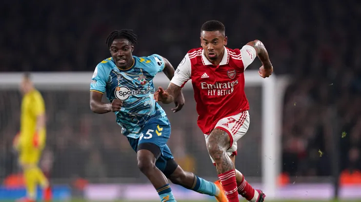 Arsenal enfrentando Southampton na última temporada. Foto: IMAGO / PA Images