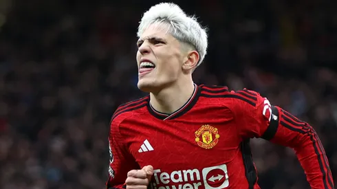 Manchester United aceita vender Garnacho ao Barcelona com uma condição (Photo by Clive Brunskill/Getty Images)