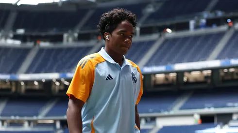 Endrick ouve recado de Ancelotti no Real Madrid. Foto: Florencia Tan Jun/Getty Images