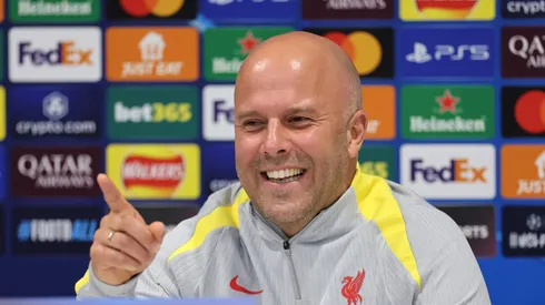 Liverpool de Slot recebe sinal positivo para contratar ex-jogador do Corinthians.