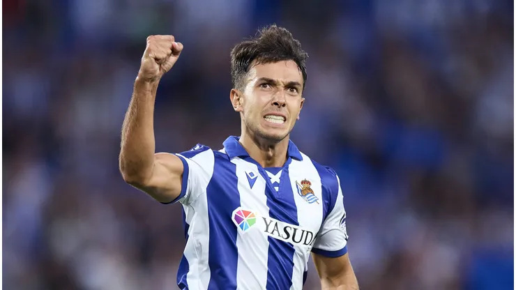 Alvo do Liverpool, Zubimendi não se arrepende em rejeitar oferta dos Reds.