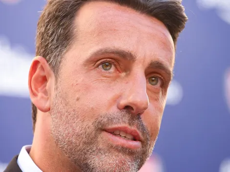 Edu Gaspar recebe aval para vender zagueiro no mercado da bola