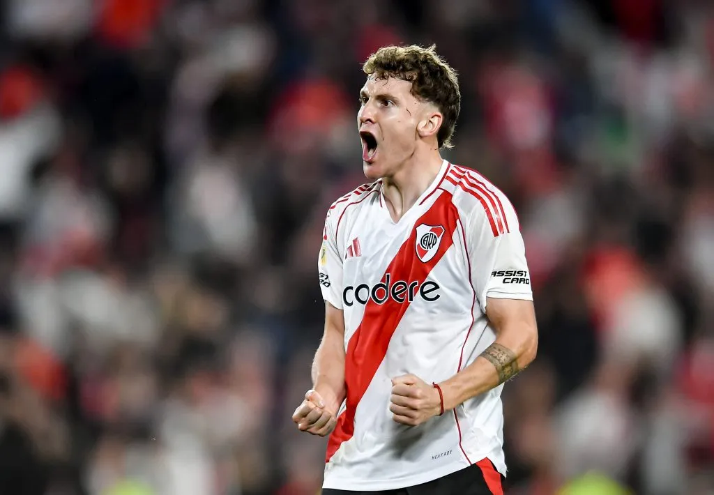 Colidio em campo pelo River (Photo by Marcelo Endelli/Getty Images)