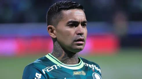 De saída do Palmeiras, Dudu ignora o Fluminense e prioriza acerto com outro time.