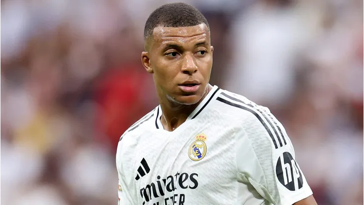 Mbappé gera influência e Real Madrid decide descartar atacante de R$ 421 milhões (Photo by Florencia Tan Jun/Getty Images)