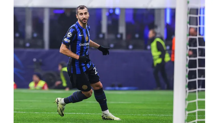Henrikh Mkhitaryan em ação durante a partida entre Inter de Milão e RB Leipzig, no dia 26 de novembro de 2024. (dpa picture alliance / Alamy Stock Photo)