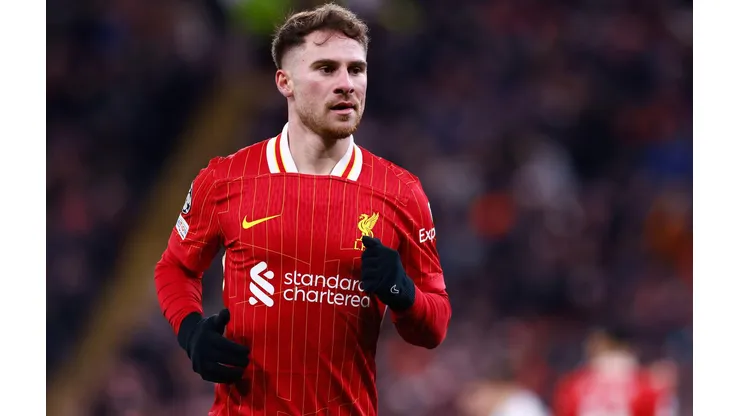 Alexis Mac Allister em ação no duelo entre Liverpool e Real Madrid, no dia 27 de novembro de 2024. (Associated Press / Alamy Stock Photo)