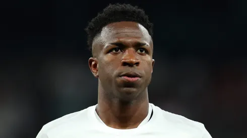 Vinícius Júnior com a camisa do Real Madrid neste começo de temporada.