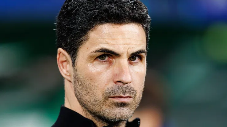 Mikel Arteta decidiu futuro de jogador do Arsenal. foto: IMAGO / Maciej Rogowski