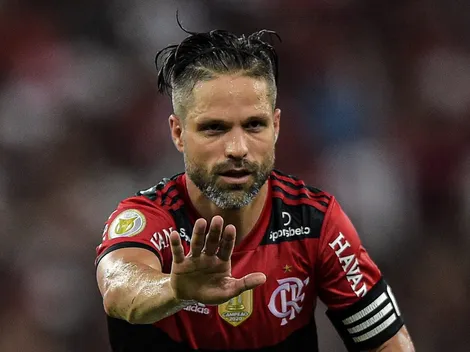 Diego aceita convite para representar ex-clube no sorteio do Super Mundial