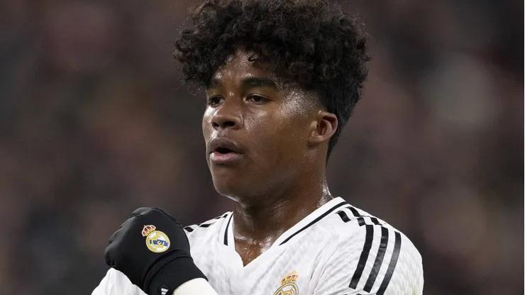 Endrick é alvo de criticas após atitude polêmica em Real Madrid x Liverpool: "Tem que mudar". (Foto: Imago)