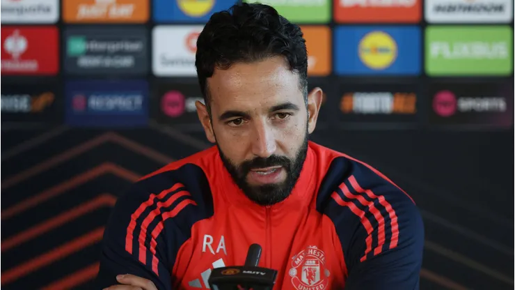 Ruben Amorim em entrevista coletiva pelo Manchester United.