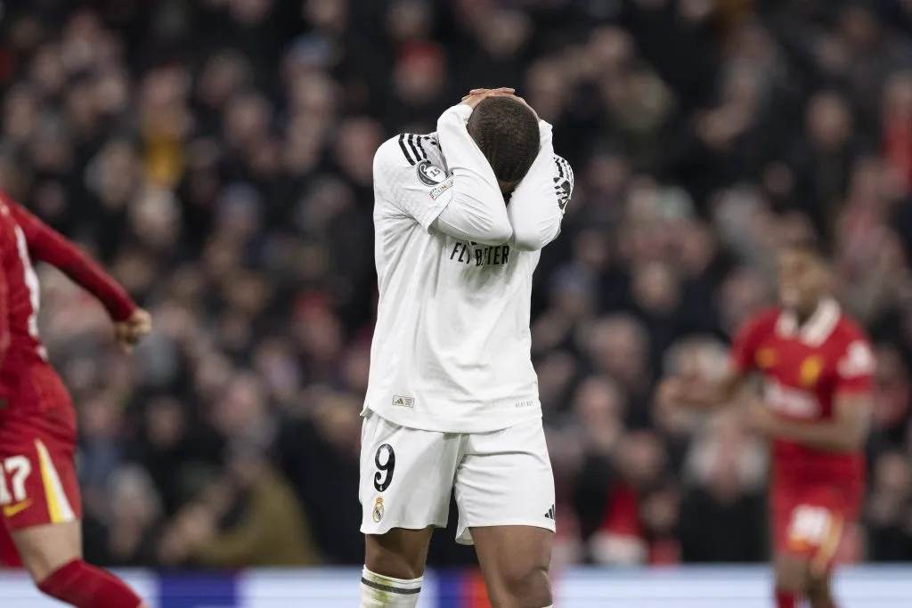 Mbappé foi criticado em Liverpool x Real Madrid. foto: IMAGO /&nbsp;Sports Press Photo